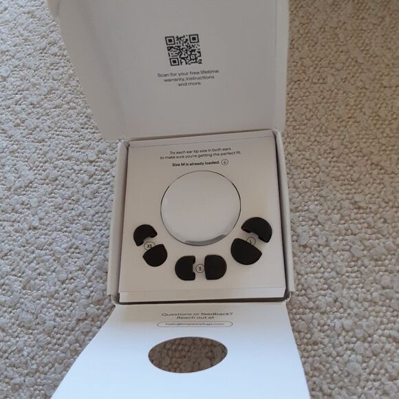 Loop Quiet 2 Earplugs for Noise Reduction, Black, new in unopen box. - Picture 4 of 8